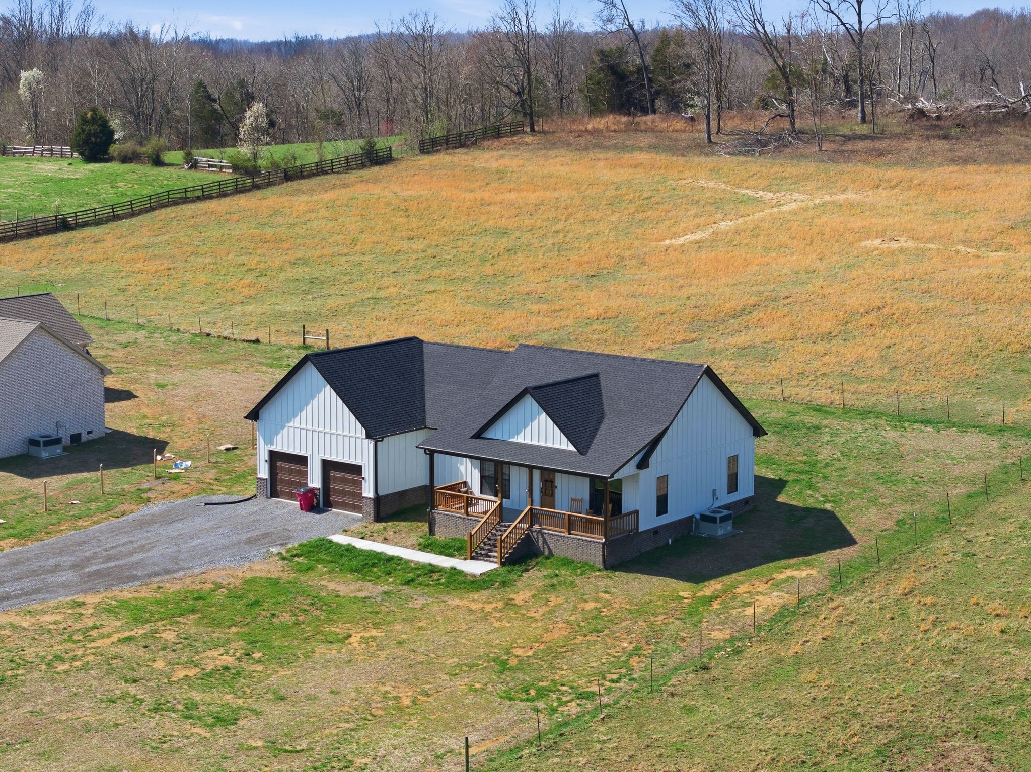 638 Howell Road Westmoreland, TN 37186 - Photo 5 of 41 a aerial view of a house with a yard