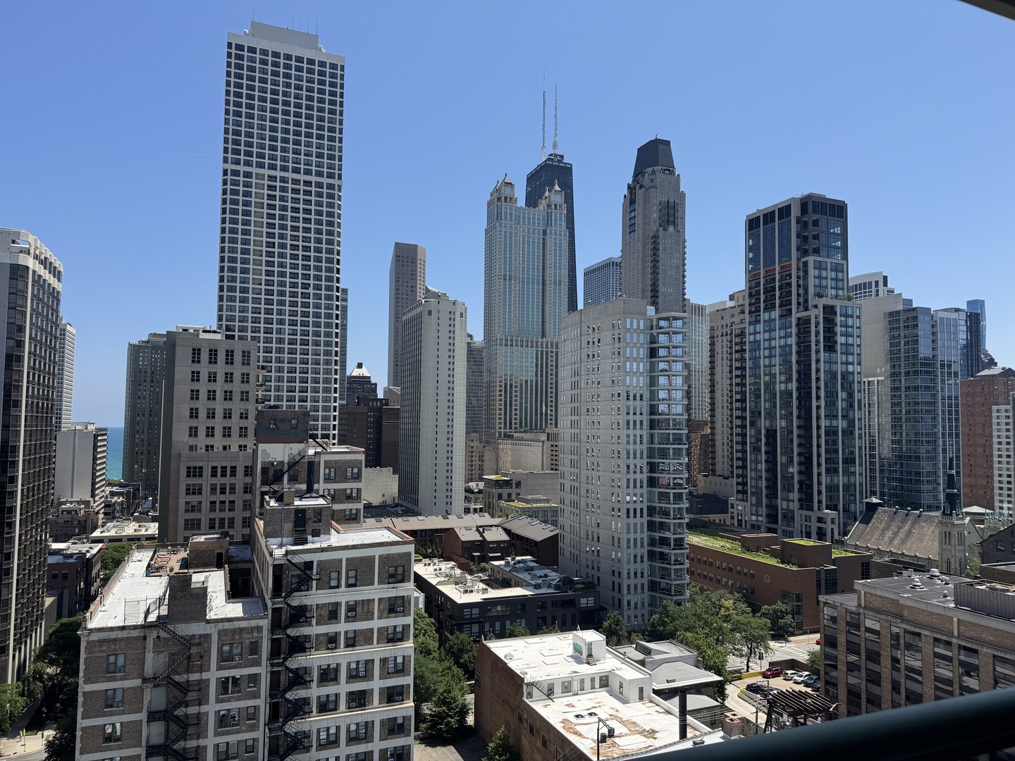 111 West Maple Street, Unit 1501 Chicago, IL 60610 - Photo 16 of 17