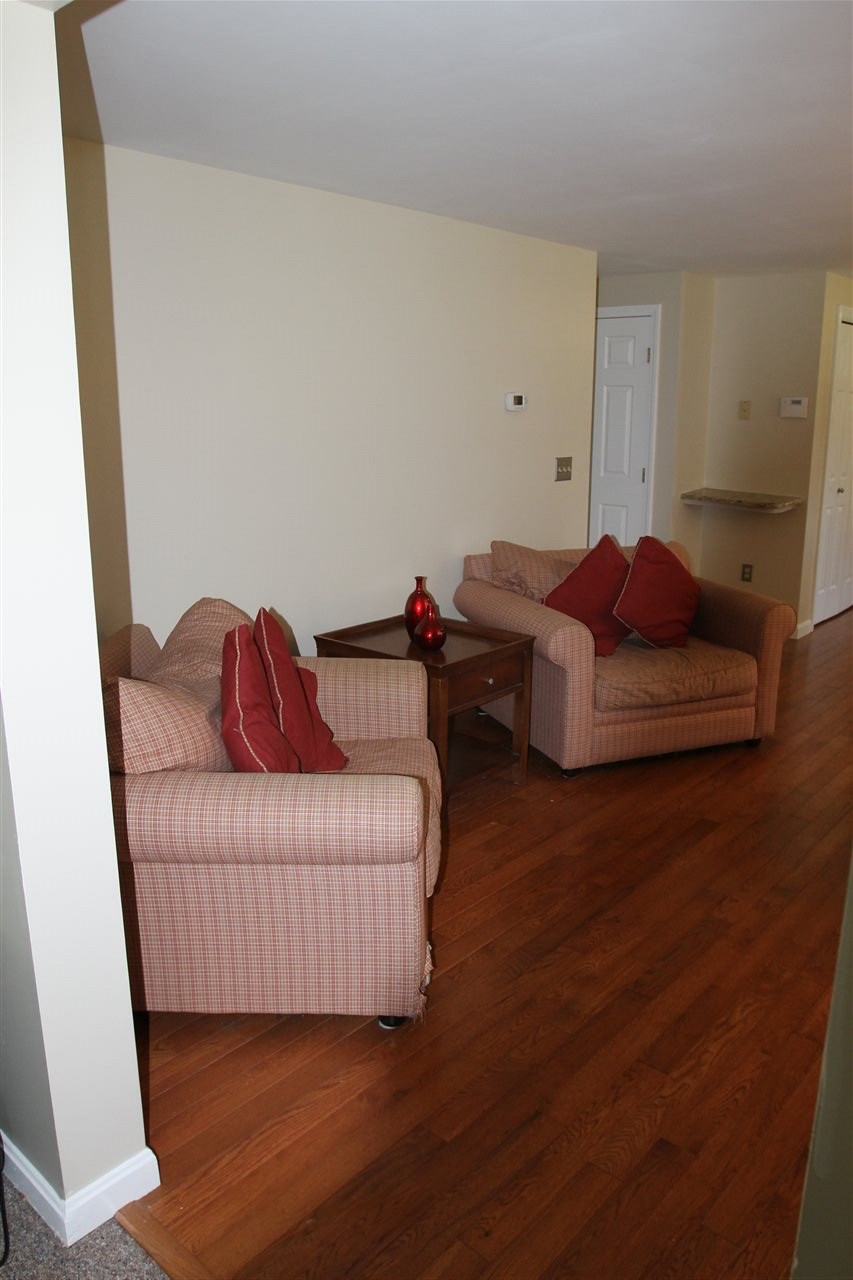 236 Kennedy Hill Road Goffstown, NH 03045 - Photo 7 of 31 Gallery Image 7