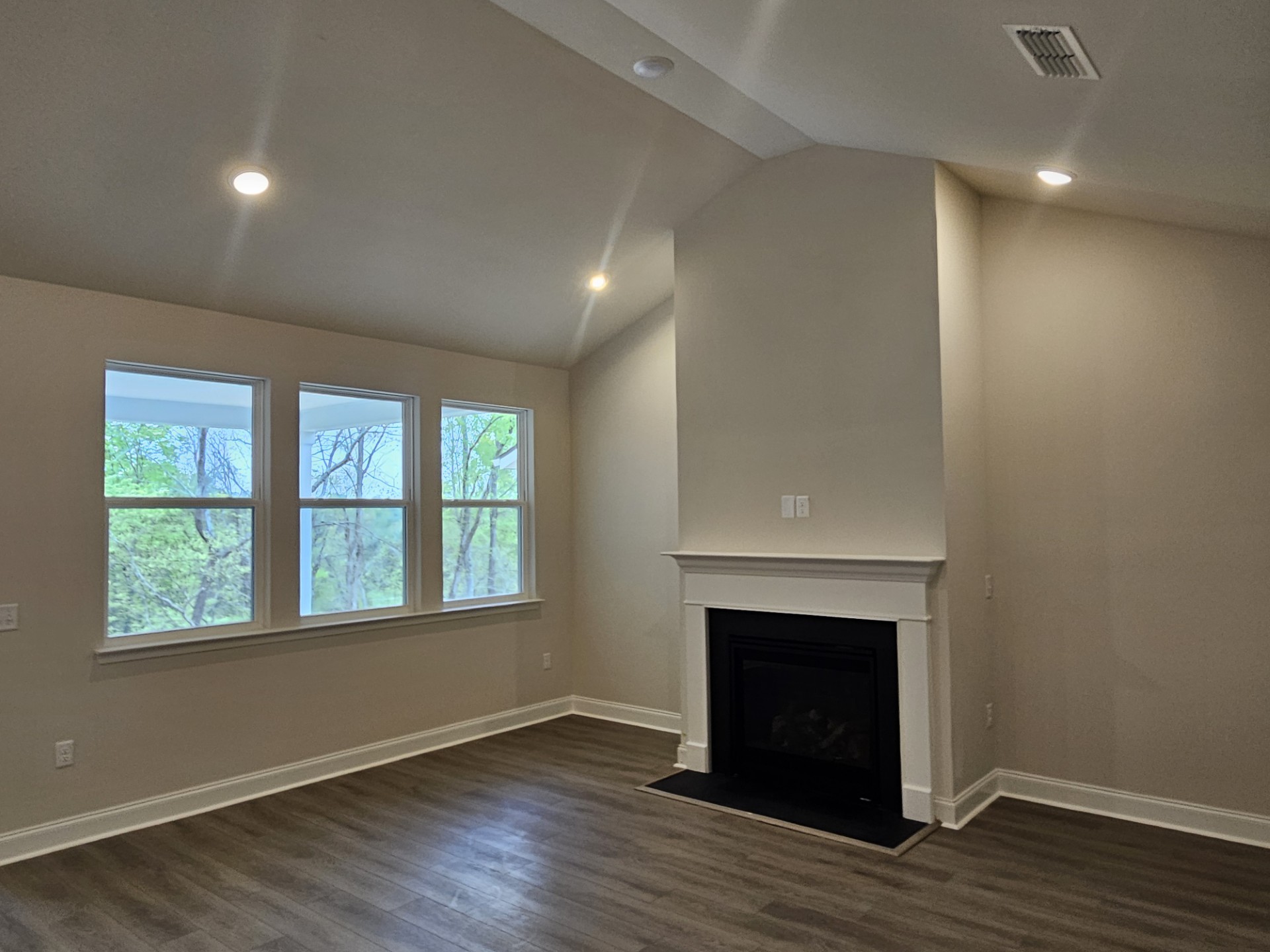 109 Holly Ridge Antioch, TN 37013 - Photo 14 of 37 Gallery Image 14