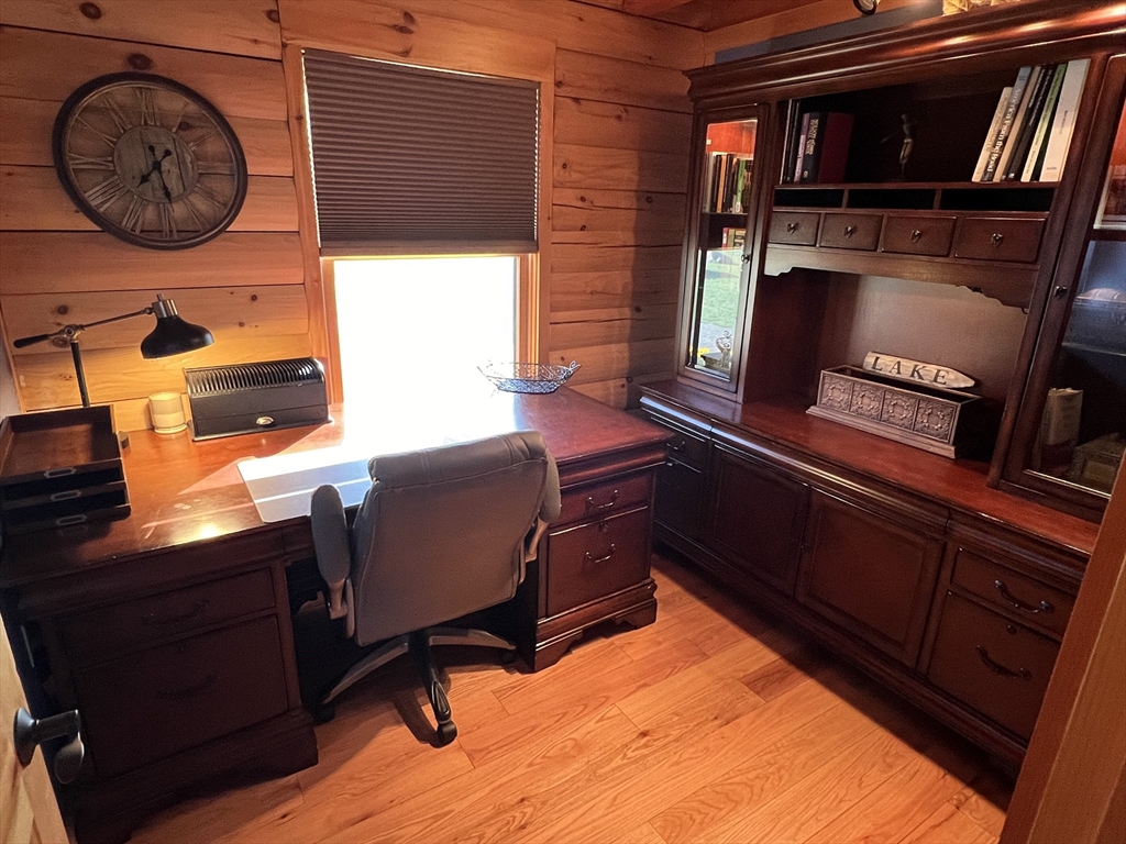 236 Manchaug Road Sutton, MA 01590 - Photo 13 of 39