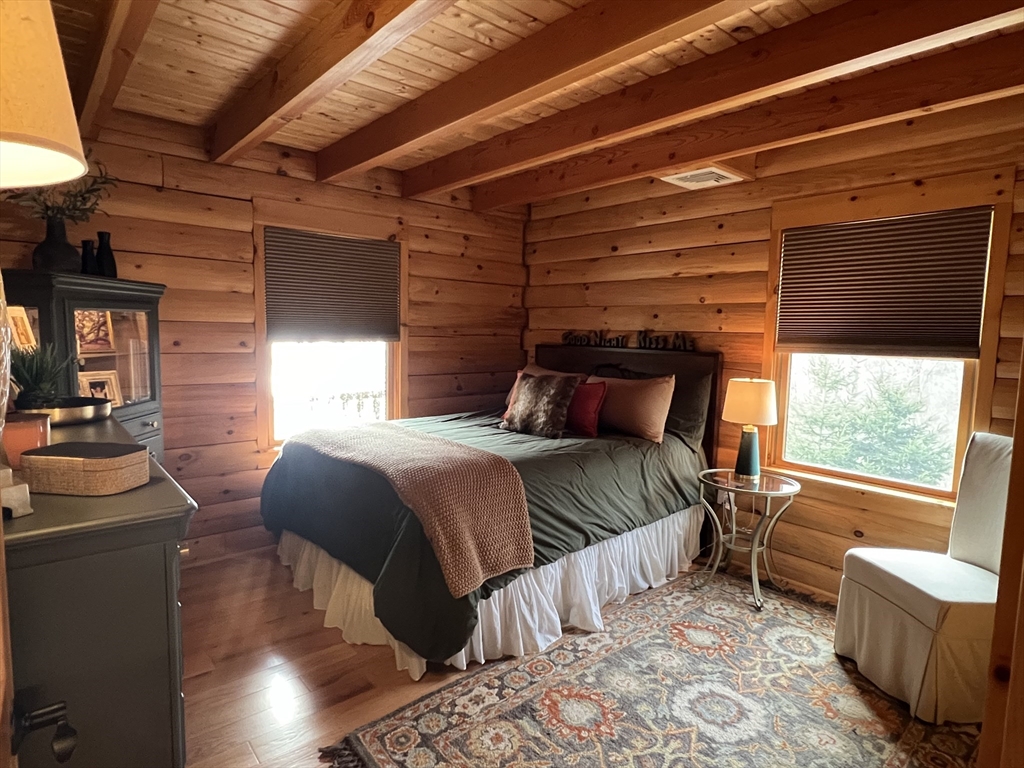 236 Manchaug Road Sutton, MA 01590 - Photo 15 of 39