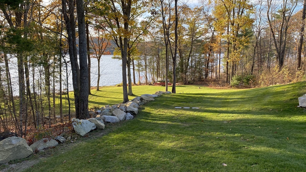 236 Manchaug Road Sutton, MA 01590 - Photo 32 of 39