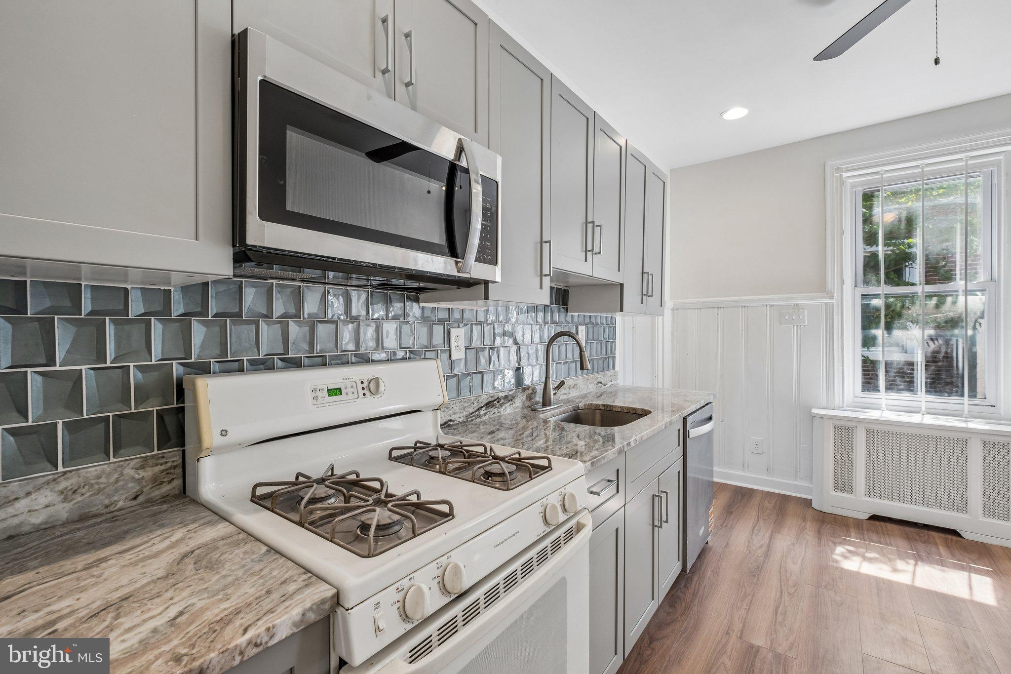 627 Walnut Street Darby, PA 19023 - Photo 15 of 42