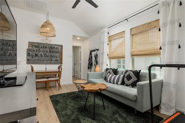 $379,900 | 408 Blue Crk Cove, McKinney, TX 75071