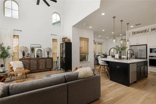 $379,900 | 408 Blue Crk Cove, McKinney, TX 75071