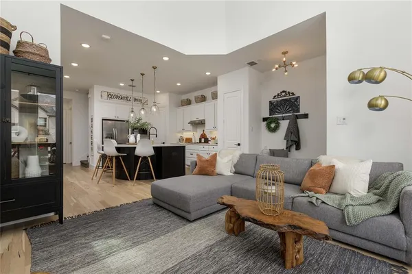 $379,900 | 408 Blue Crk Cove, McKinney, TX 75071