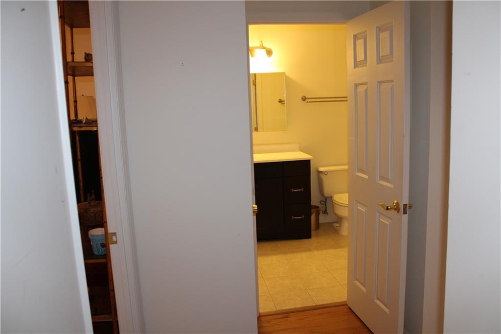 300 Johnson Ferry Road, Unit B802 Atlanta, GA 30328 - Photo 16 of 23 a bathroom with a shower