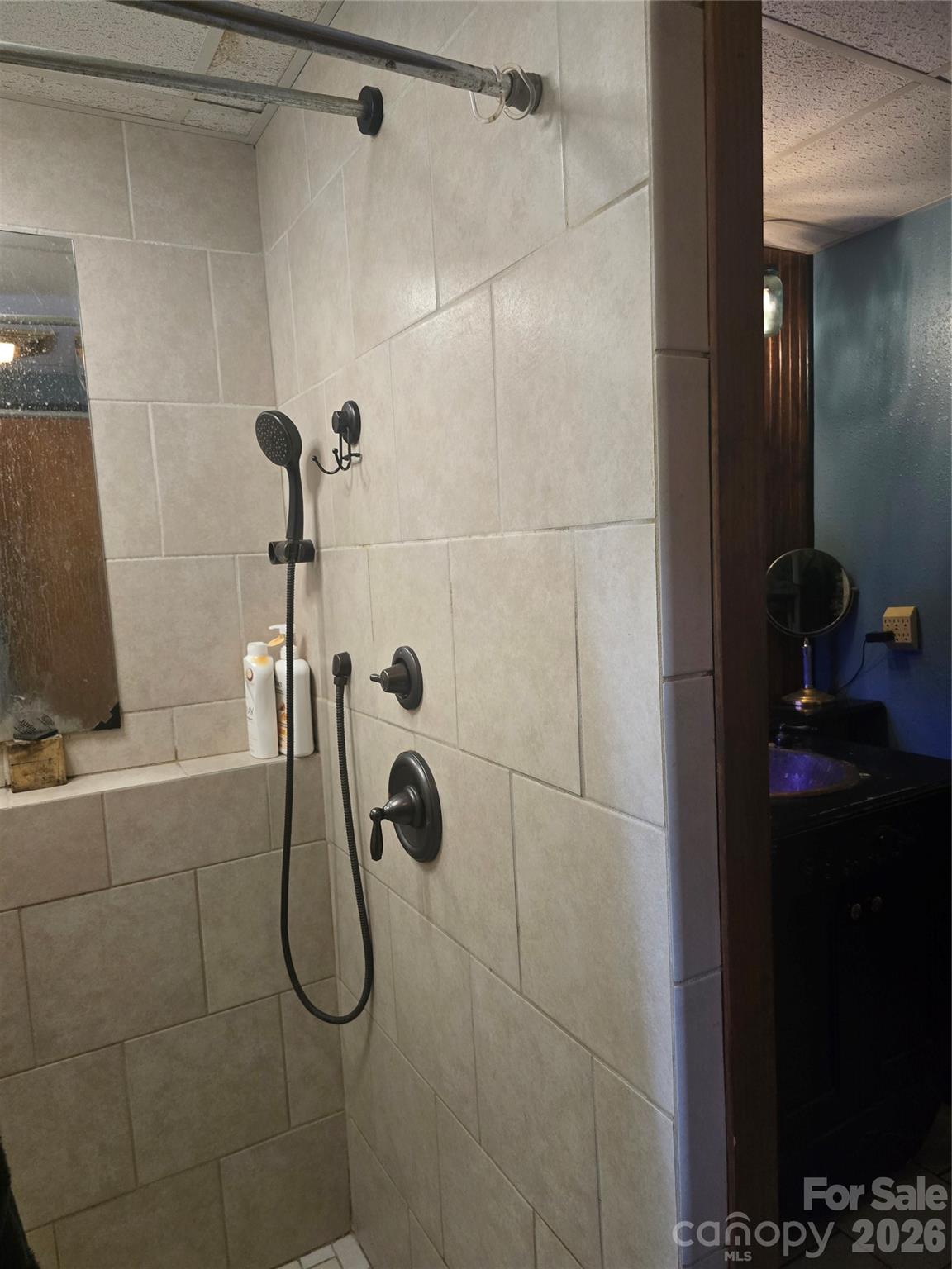 1480 Davis Mountain Road Hendersonville, NC 28739 - Photo 14 of 37