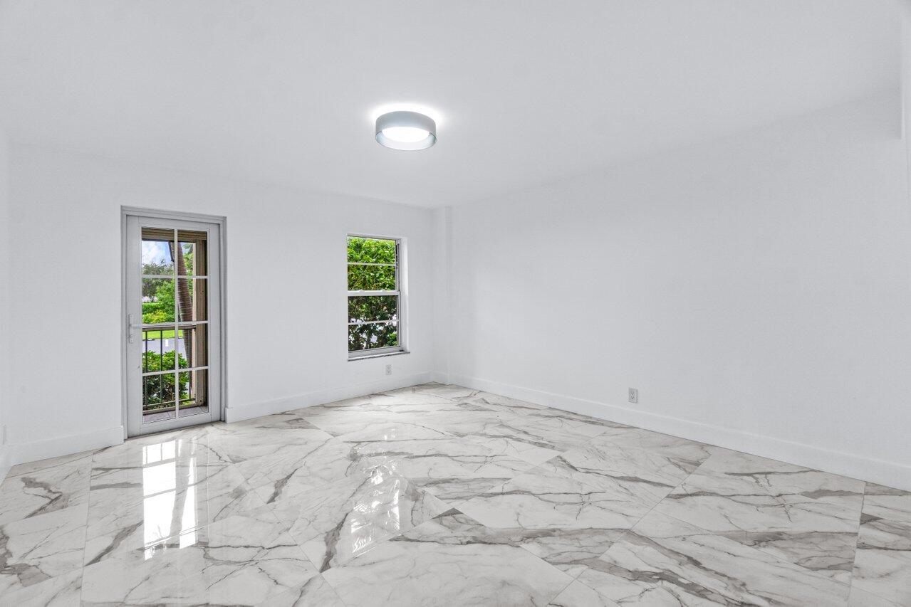 1111 South Ocean Boulevard, Unit 121 Boca Raton, FL 33432 - Photo 17 of 36 4