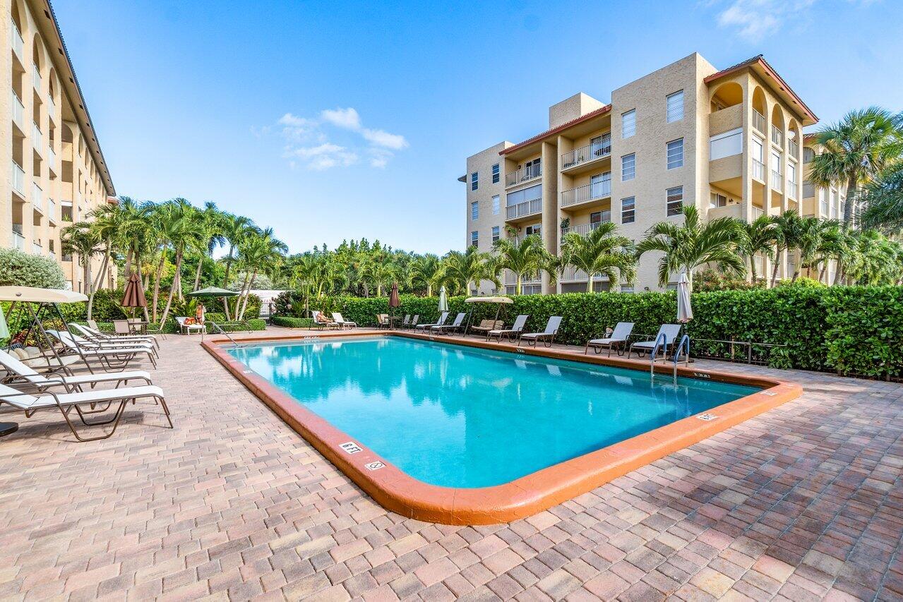 1111 South Ocean Boulevard, Unit 121 Boca Raton, FL 33432 - Photo 27 of 36 029-1111SouthOceanBoulevard-121-BocaRato