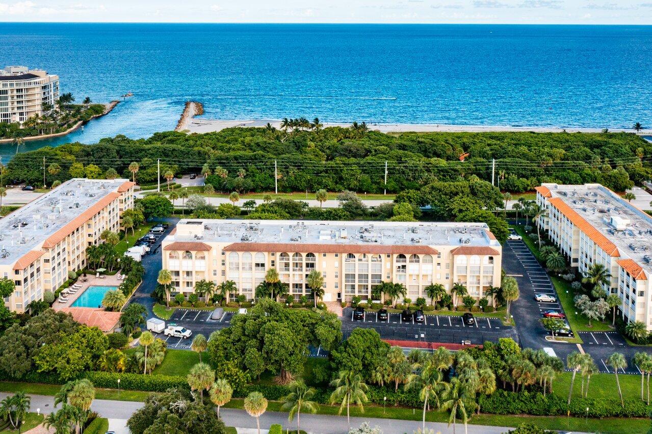 1111 South Ocean Boulevard, Unit 121 Boca Raton, FL 33432 - Photo 29 of 36 036-1111SouthOceanBoulevard-121-BocaRato
