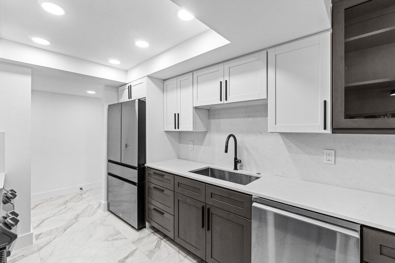 1111 South Ocean Boulevard, Unit 121 Boca Raton, FL 33432 - Photo 4 of 36 013-1111SouthOceanBoulevard-121-BocaRato