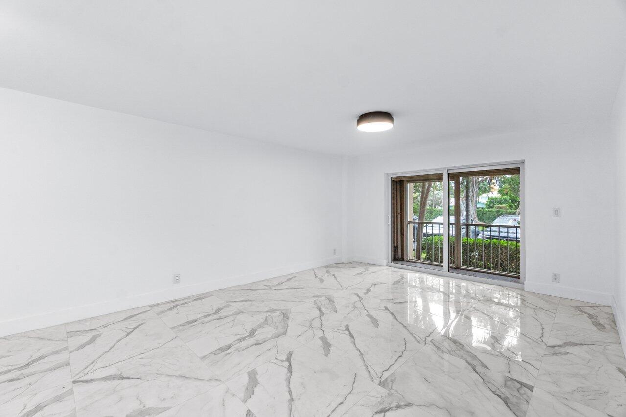 1111 South Ocean Boulevard, Unit 121 Boca Raton, FL 33432 - Photo 9 of 36 5