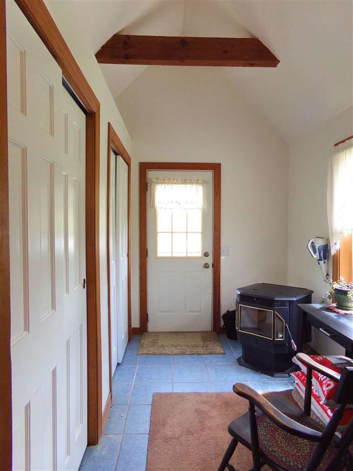 516 River Road Westmoreland, NH 03467 - Photo 7 of 15