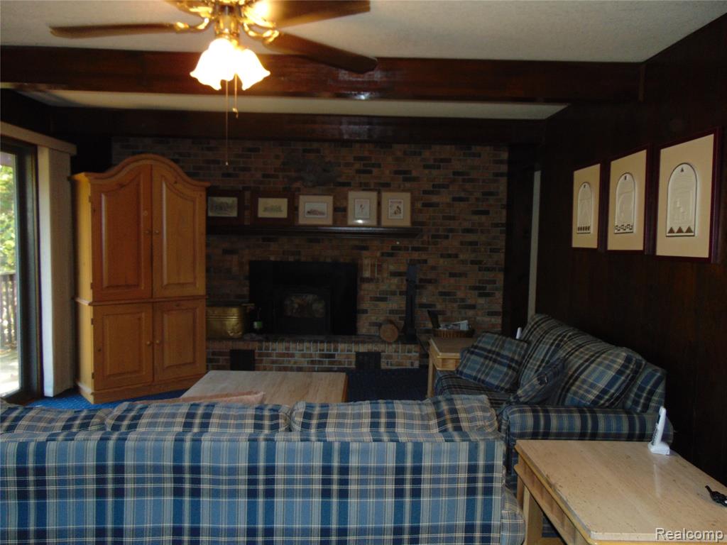 1649 Maple Point Road Beaverton, MI 48612 - Photo 12 of 25