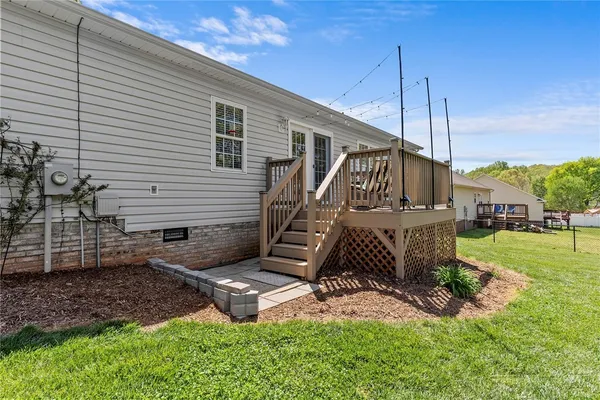 $314,000 | 1478 Farmington Hills Drive, Conover, NC 28613