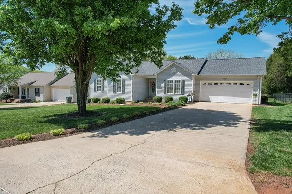 $314,000 | 1478 Farmington Hills Drive, Conover, NC 28613