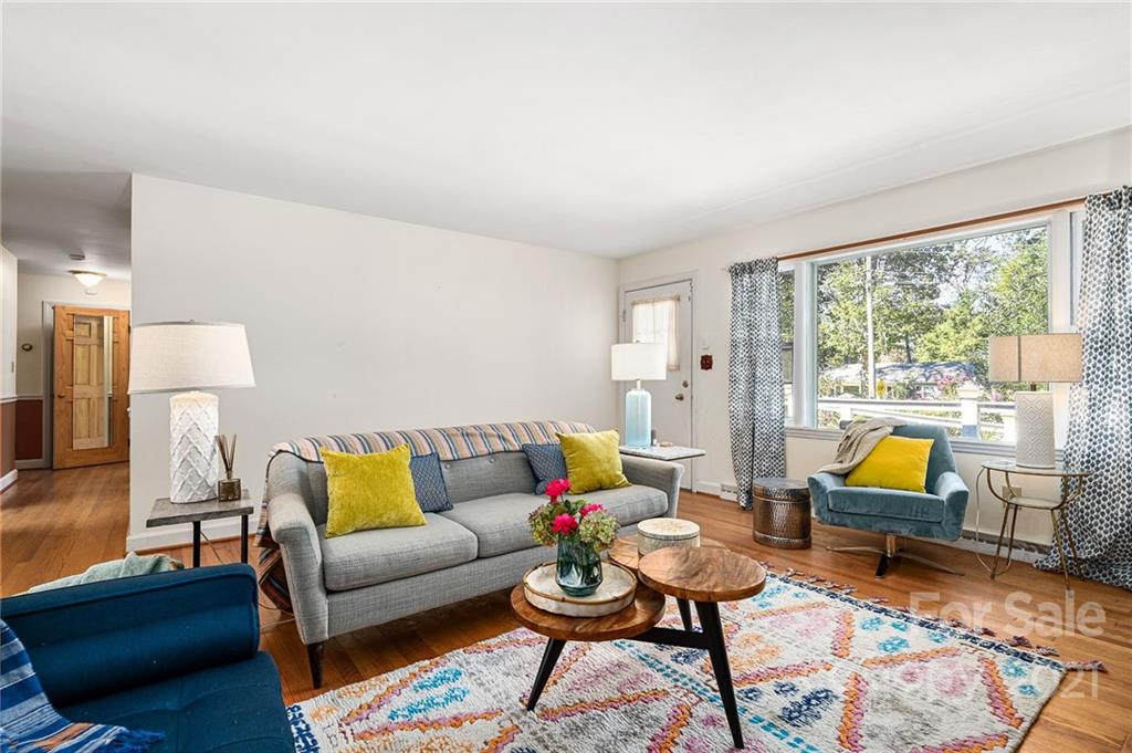 2 Oak Ridge Road Asheville, NC 28805 - Photo 2 of 24 Gallery Image 2