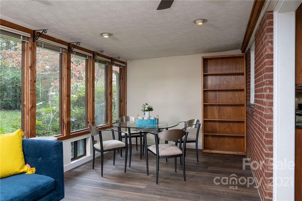 2 Oak Ridge Road Asheville, NC 28805 - Photo 10 of 24 Gallery Image 10