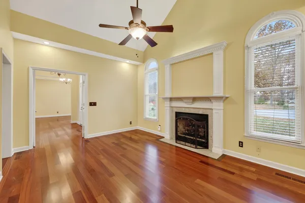 $729,900 | 2006 Tamara Court, Springfield, TN 37172