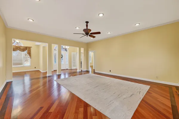 $729,900 | 2006 Tamara Court, Springfield, TN 37172