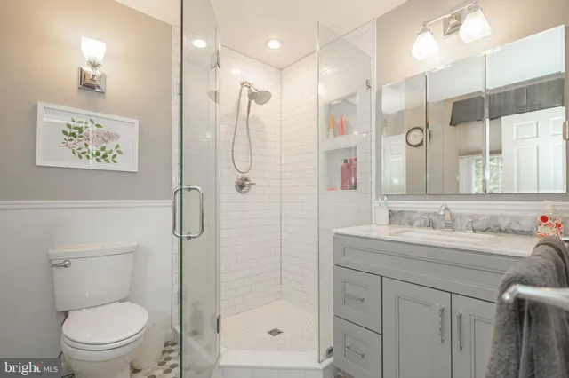 $949,900 | 10 Bailey Drive, Washington Crossing, PA 18977