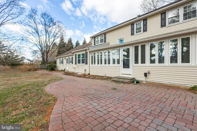 $949,900 | 10 Bailey Drive, Washington Crossing, PA 18977