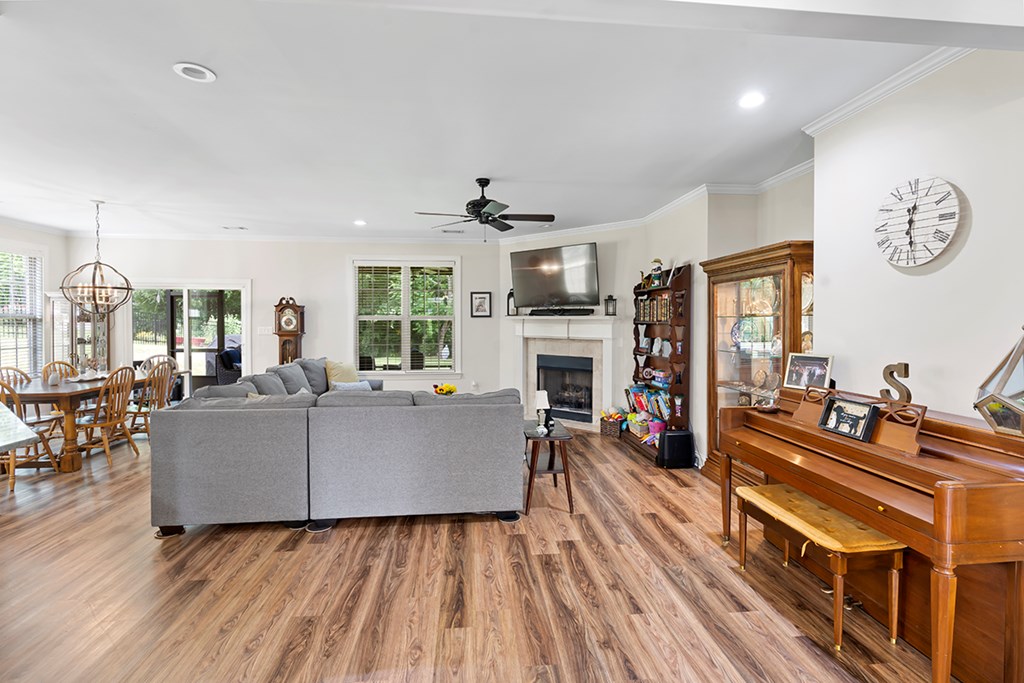 503 Rivers Run Greenwood, SC 29649 - Photo 5 of 24 Gallery Image 5