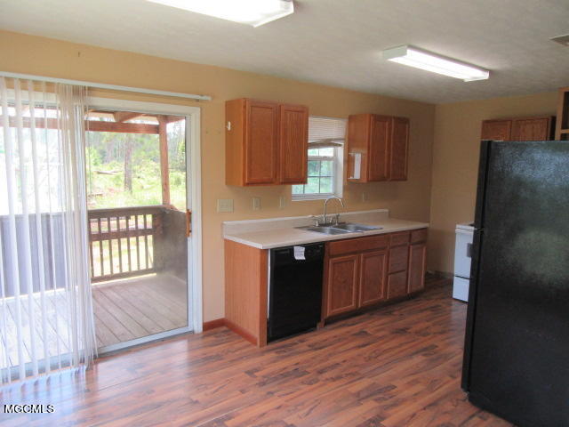 189 Steve Williams Road Lucedale, MS 39452 - Photo 4 of 18 4
