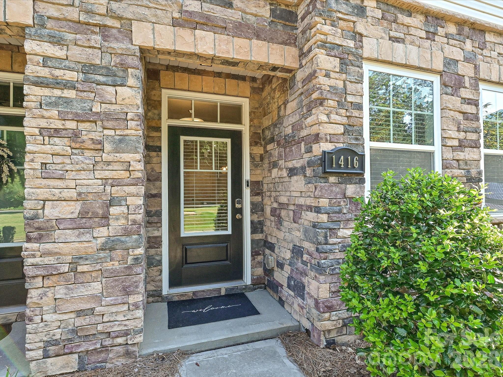 1416 Galloway Road Charlotte, NC 28262 - Photo 2 of 29 Gallery Image 2
