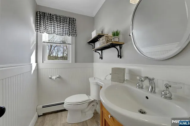 $949,000 | 5 Greene Street, Mahwah, NJ 07430