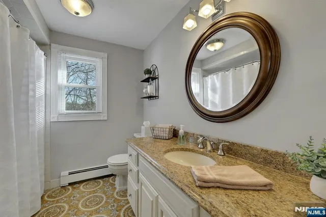 $949,000 | 5 Greene Street, Mahwah, NJ 07430