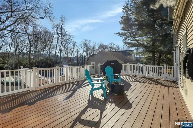 $949,000 | 5 Greene Street, Mahwah, NJ 07430