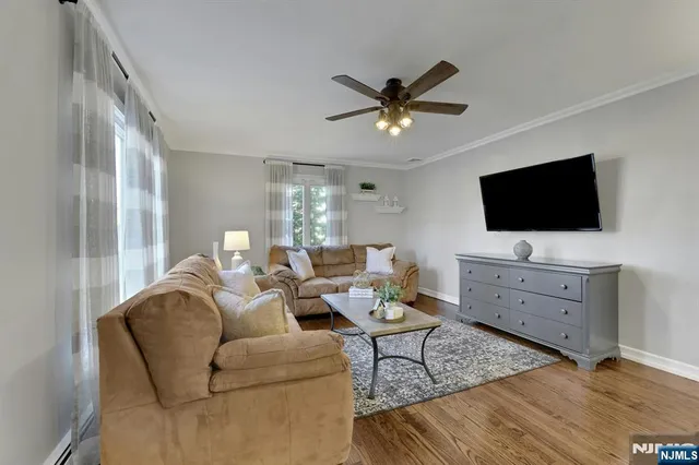 $949,000 | 5 Greene Street, Mahwah, NJ 07430