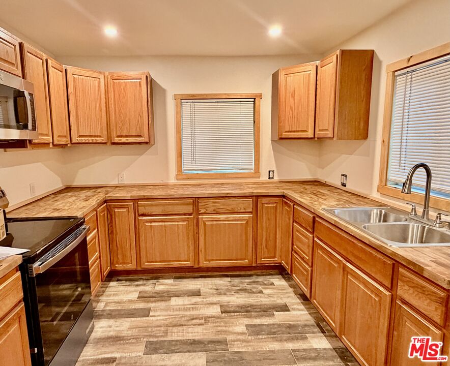 25890 Wayne Road Idyllwild, CA 92549 - Photo 18 of 22