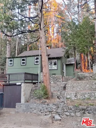 $2,299 | 25890 Wayne Road, Idyllwild, CA 92549
