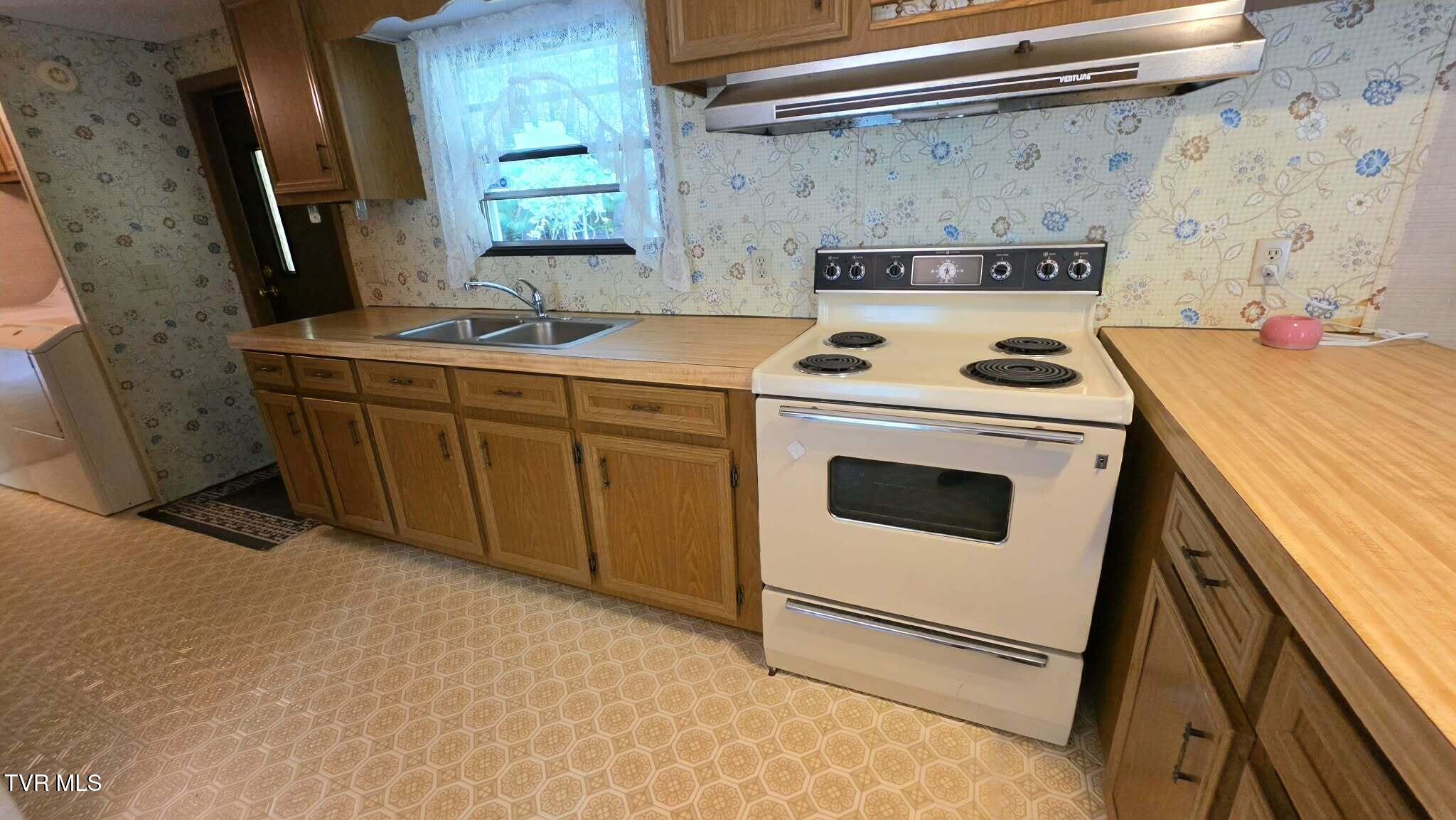 9301 Birchfield Road Pound, VA 24279 - Photo 19 of 24 19