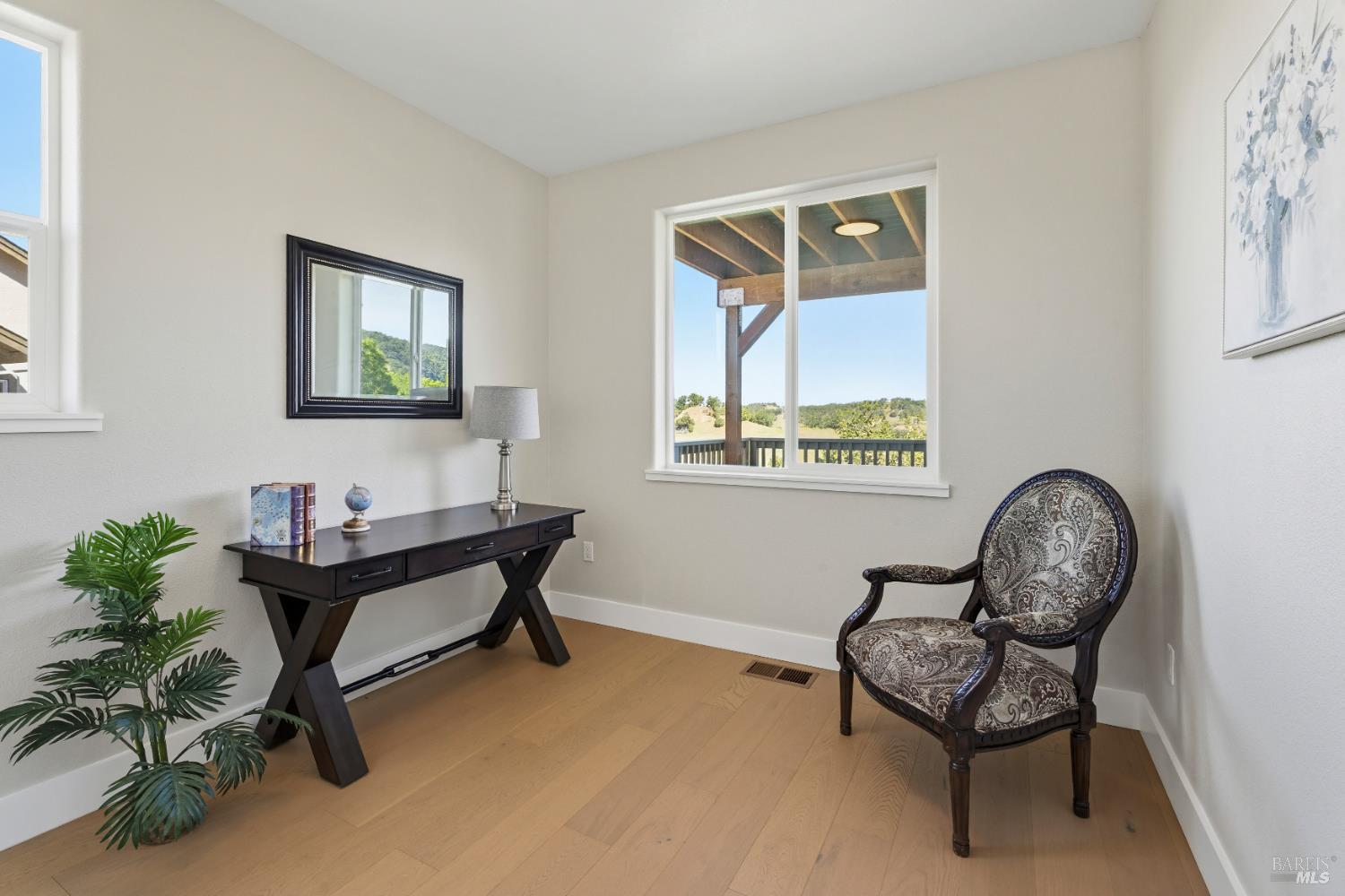 400 Tehuacan Road Ukiah, CA 95482 - Photo 25 of 57 Main floor office or bedroom