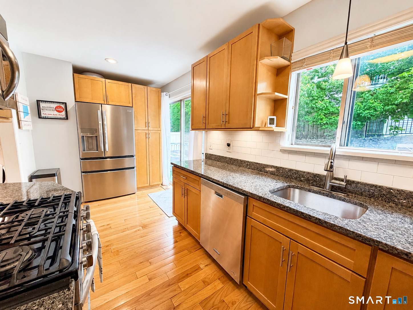 385 Unquowa Road, Unit 385 Fairfield, CT 06824 - Photo 11 of 24