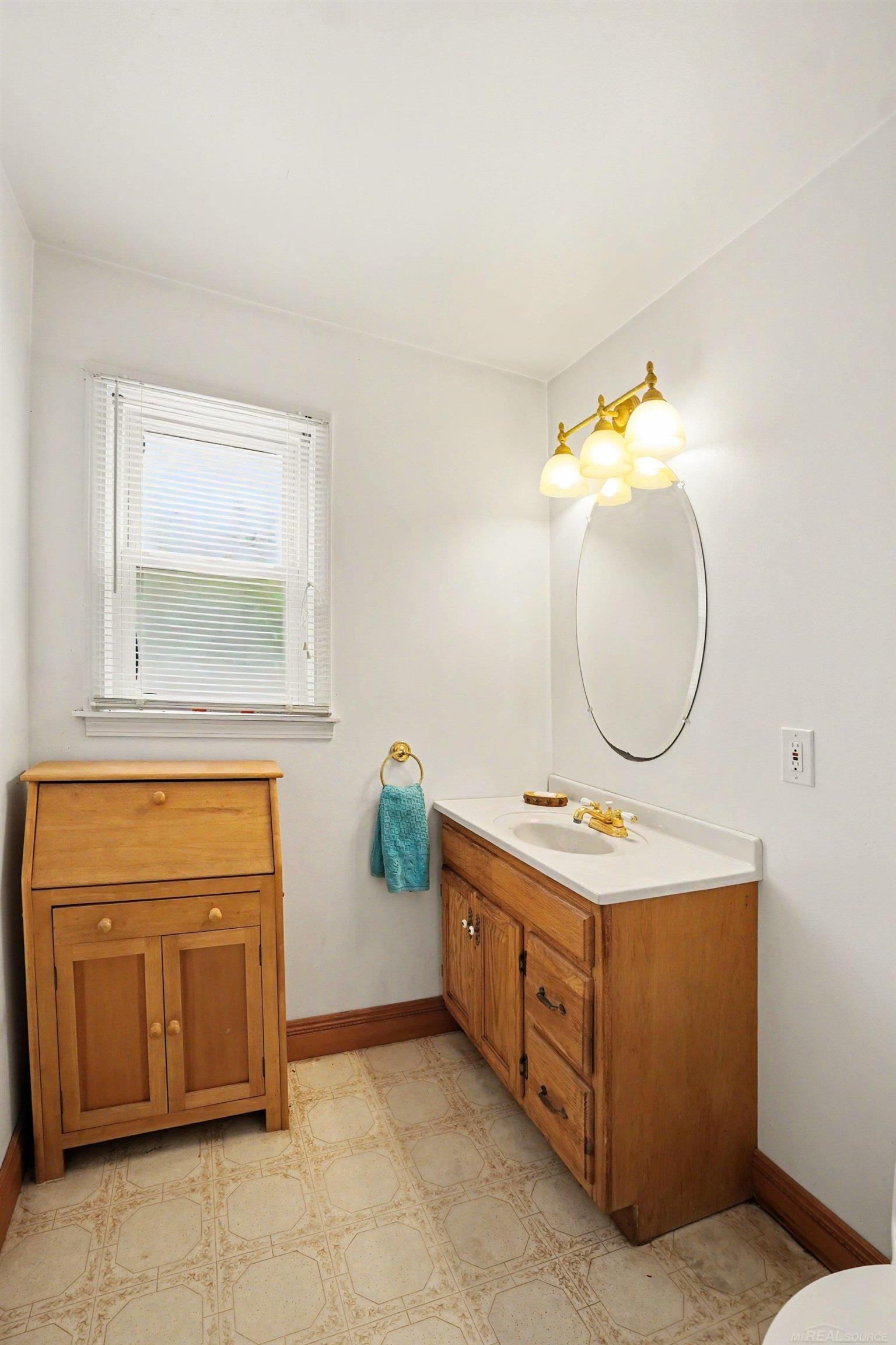 3285 Hosner Road Dryden, MI 48428 - Photo 16 of 37