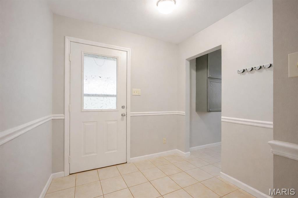 9046 Bunkum Road Fairview Heights, IL 62208 - Photo 13 of 17