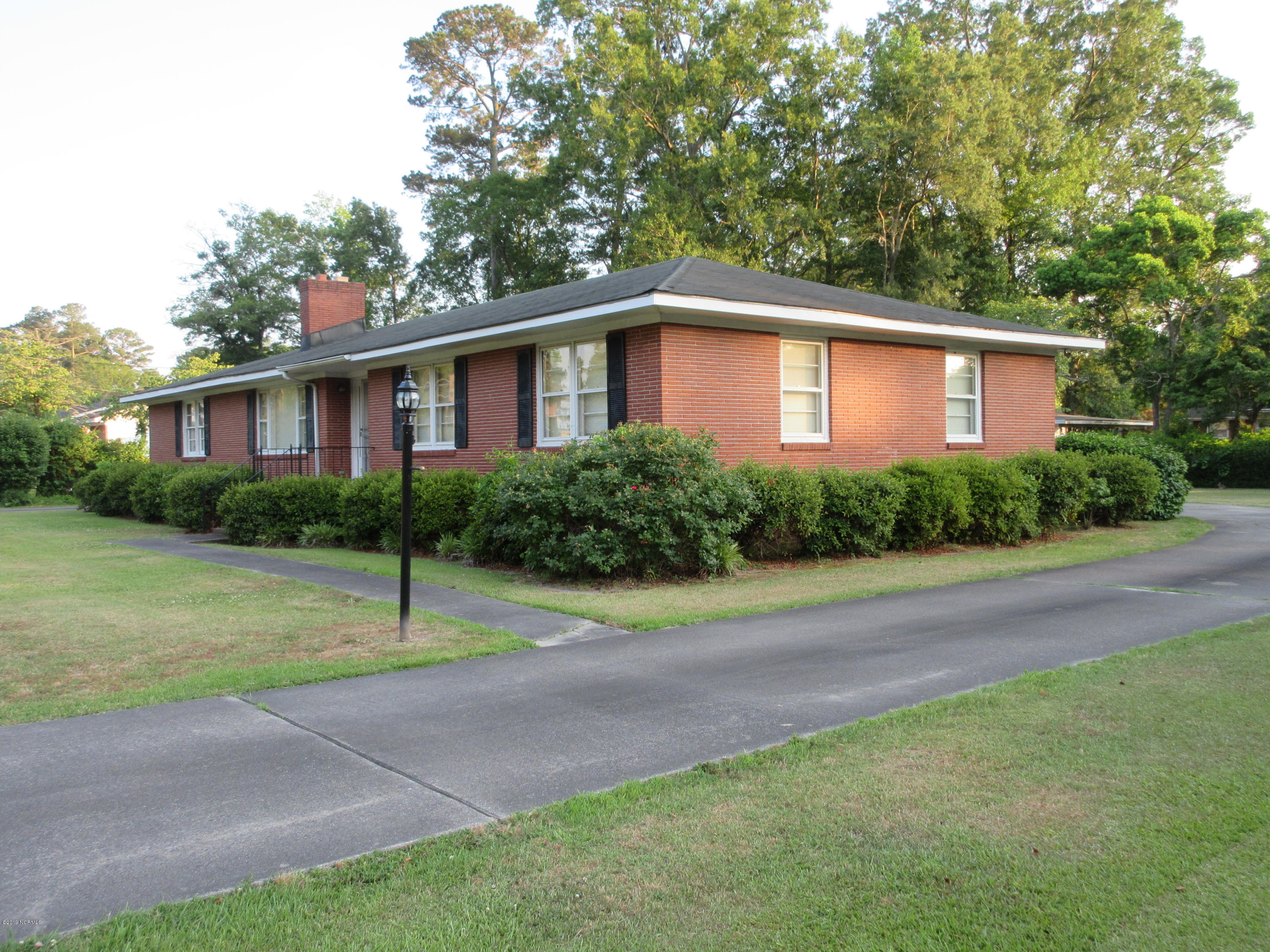 2706 Carey Road Kinston, NC 28504 - Photo 2 of 18 IMG_0737