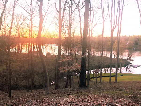 $339,900 | Lot 1 Lakemount Drive, Moneta, VA 24121