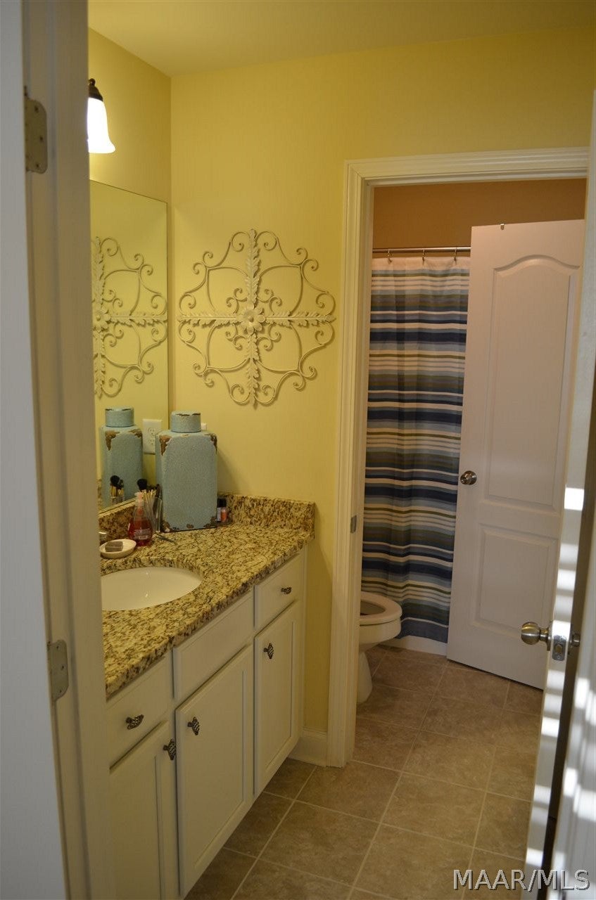109 High Pt Road Newton, AL 36352 - Photo 30 of 36 Bathroom