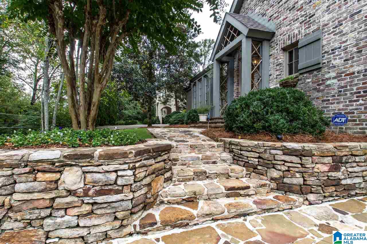 14 Memory Lane Birmingham, AL 35213 - Photo 5 of 44