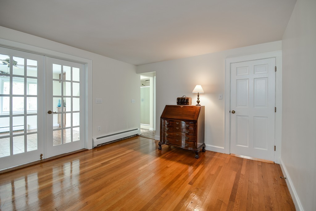 26 Neville Road Framingham, MA 01702 - Photo 9 of 18 Gallery Image 9