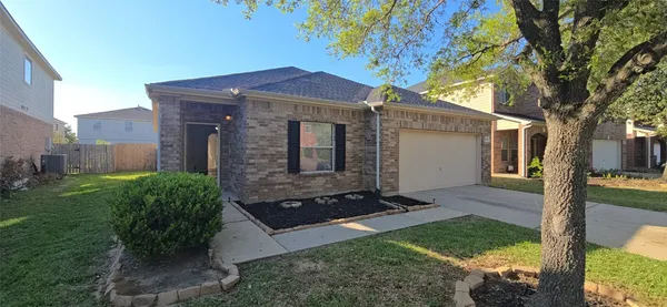 $2,200 | 6702 Castle Terrace Court, Spring, TX 77379