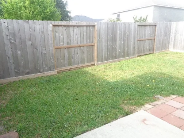 $2,100 | 6702 Castle Terrace Court, Spring, TX 77379