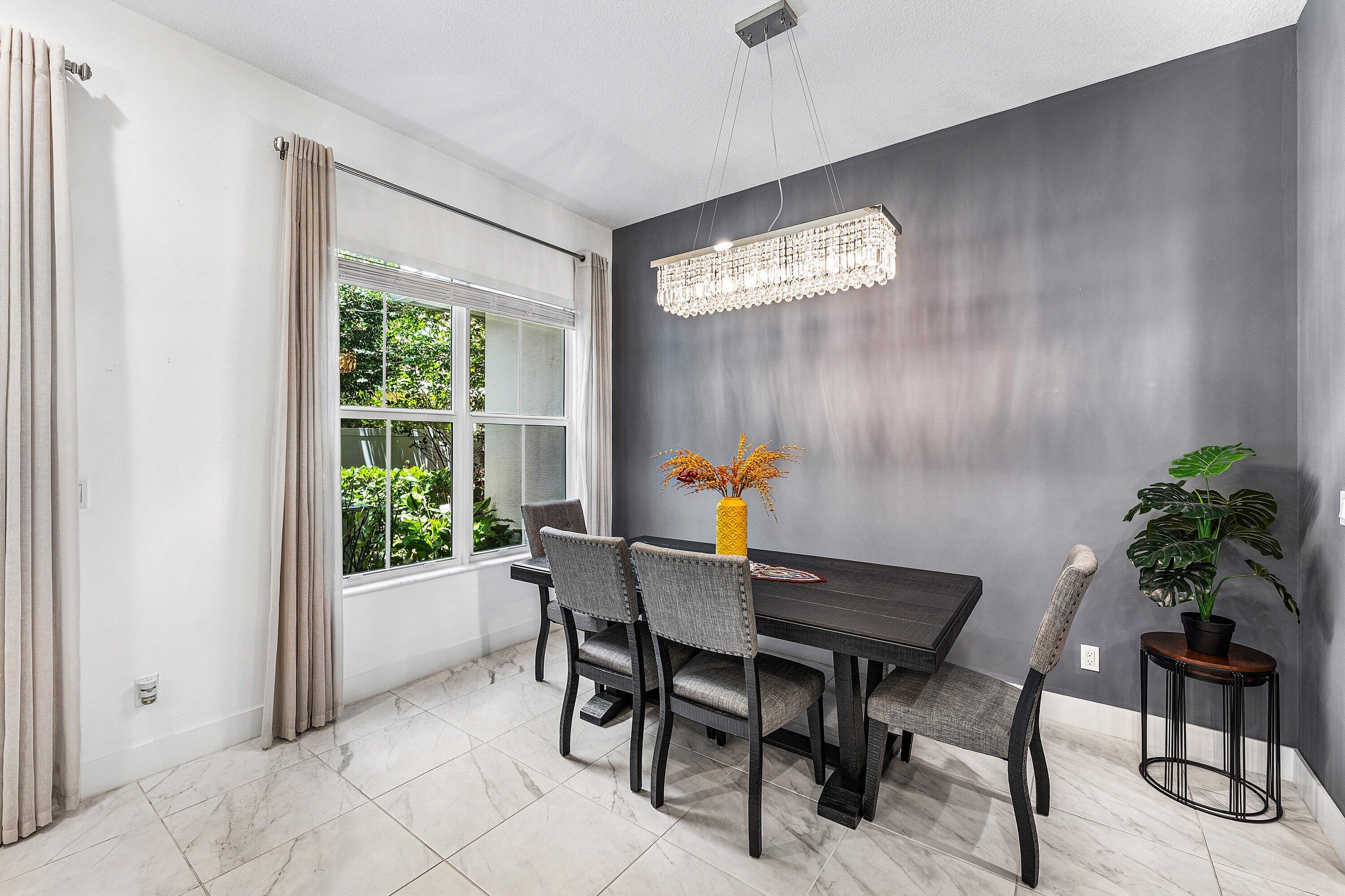 4821 Pointe Midtown Road Palm Beach Gardens, FL 33418 - Photo 5 of 34 Dining Area